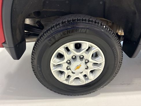 Used 2026 Chevrolet Silverado 2500 LTZ w/ LTZ Plus Package AWD/4WD image 9