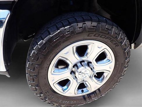 Used 2014 RAM 2500 Laramie AWD/4WD image 7