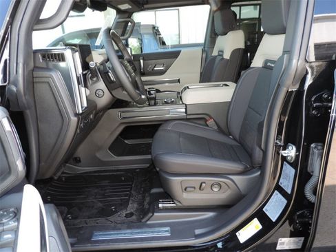 New 2026 GMC Hummer EV SUV image 10