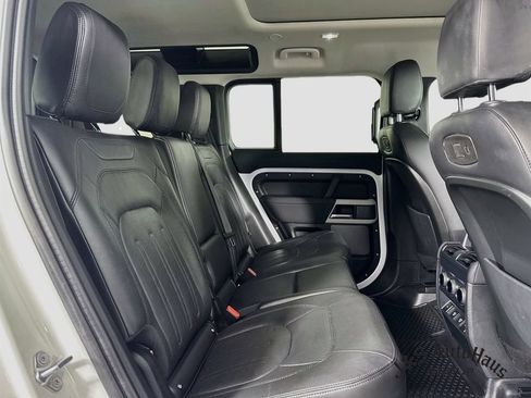 Used 2022 Land Rover Defender 110 S AWD/4WD image 36