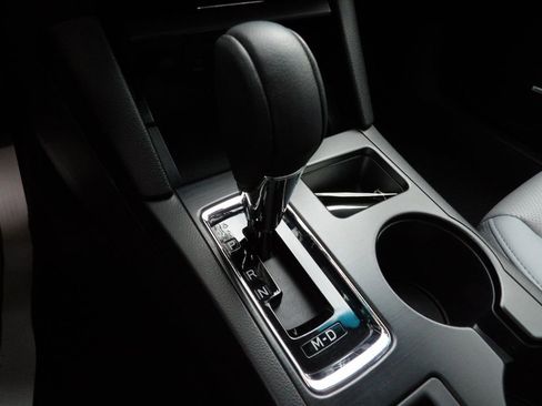 Used 2018 Subaru Outback 2.5i Limited image 23