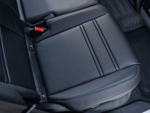 New 2026 Porsche Cayenne S image 41