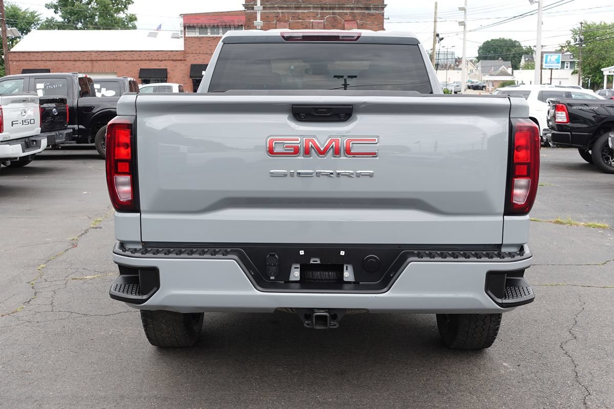 Used 2024 GMC Sierra 1500 Pro w/ Graphite Edition AWD/4WD image 8