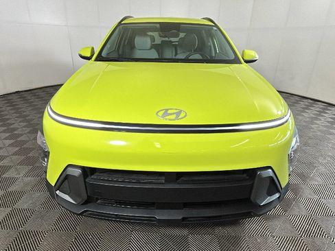 Used 2024 Hyundai Kona SEL FWD image 8