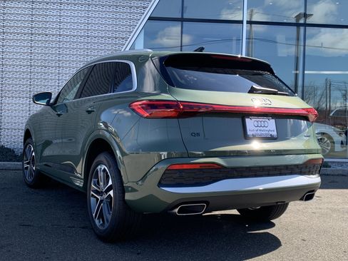 New 2025 Audi Q5 Premium Plus image 3