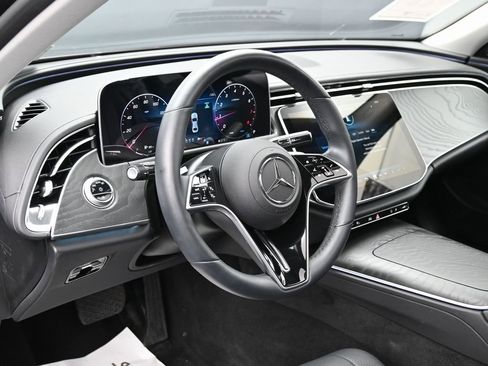 Used 2024 Mercedes-Benz E 350 E 350 image 19