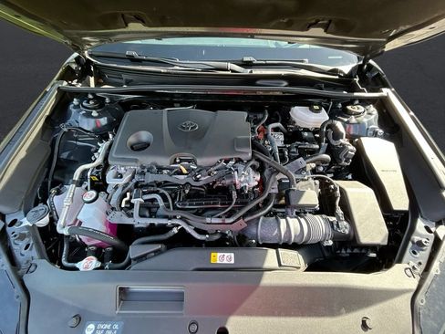 Used 2025 Toyota Camry SE w/ Convenience Package FWD image 34