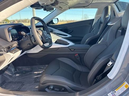 Used 2025 Chevrolet Corvette Stingray Premium Conv w/ Z51 Performance Package image 15