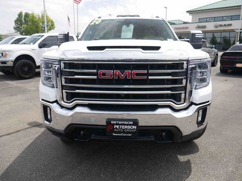 Used 2020 GMC Sierra 2500 SLT w/ Technology Package AWD/4WD image 3