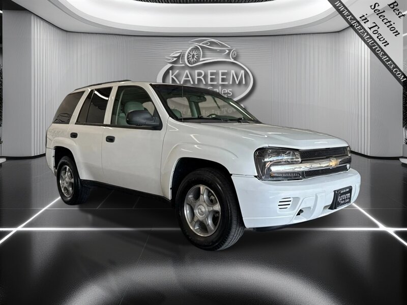 Used 2008 Chevrolet TrailBlazer 4WD w/ Off-Road Package image 3
