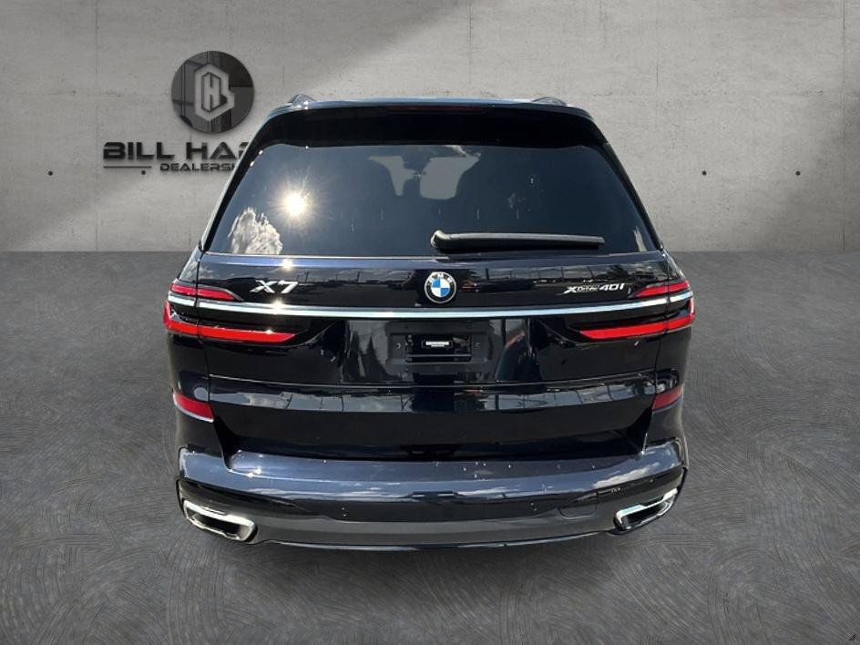 Used 2023 BMW X7 xDrive40i w/ M Sport Package AWD/4WD image 6