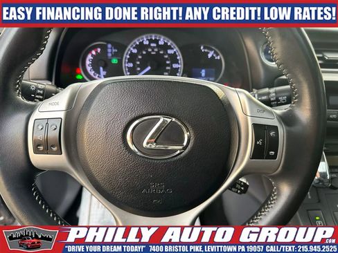 Used 2013 Lexus CT 200h image 18