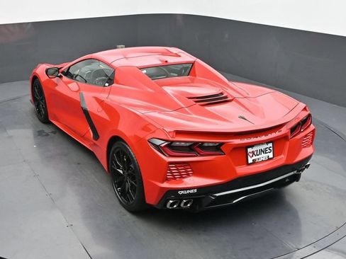 Used 2025 Chevrolet Corvette Stingray Preferred Conv w/ 2LT RWD image 38