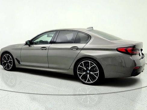 Used 2022 BMW 530i w/ M Sport Package RWD image 7