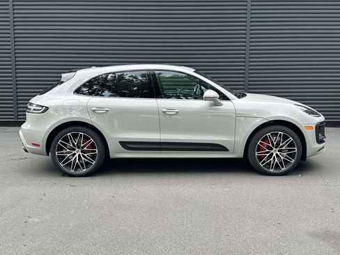 New 2026 Porsche Macan GTS AWD/4WD image 6