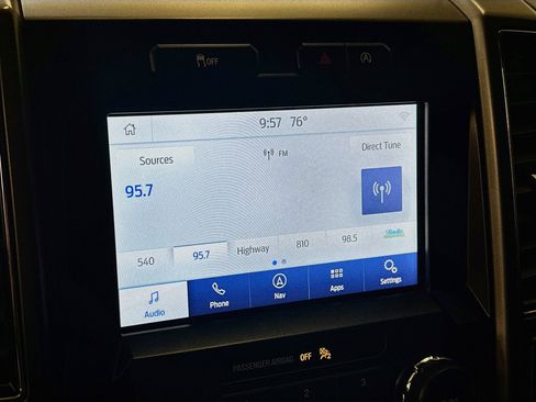 Used 2019 Ford F150 XLT w/ Equipment Group 302A Luxury AWD/4WD image 21