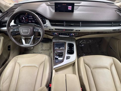 Used 2019 Audi Q7 2.0T Premium Plus w/ Premium Plus Package AWD/4WD image 12