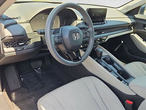Used 2024 Honda Accord EX image 10