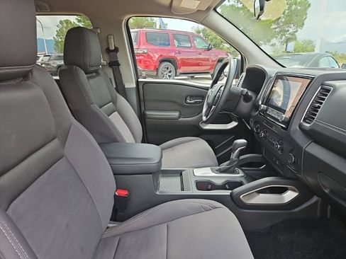 Used 2023 Nissan Frontier SV AWD/4WD image 23