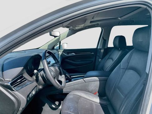 Used 2020 Buick Enclave Avenir w/ Avenir Technology Package FWD image 11