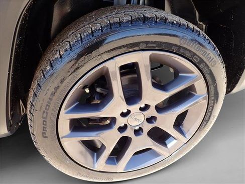 Used 2020 Jeep Renegade Altitude AWD/4WD image 7