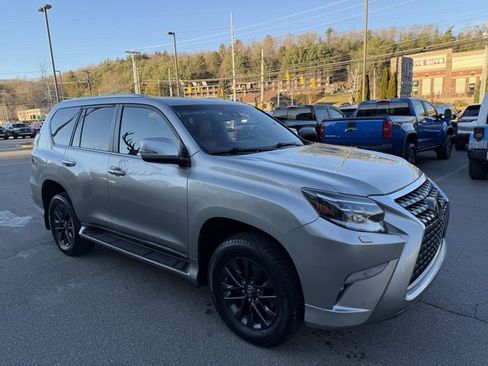 Used 2021 Lexus GX 460 Premium image 3