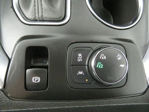 Used 2018 Chevrolet Traverse High Country image 26