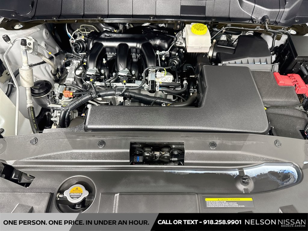 Certified 2025 Nissan Pathfinder Platinum w/ Black Appearance Package AWD/4WD image 33