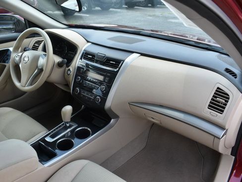 Used 2014 Nissan Altima 2.5 FWD image 13