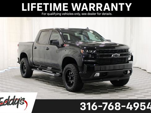 Used 2022 Chevrolet Silverado 1500 RST AWD/4WD image 1