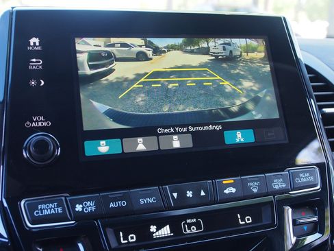 Used 2023 Honda Odyssey Touring image 36