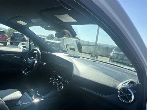 Used 2024 Chevrolet Blazer EV LT image 29