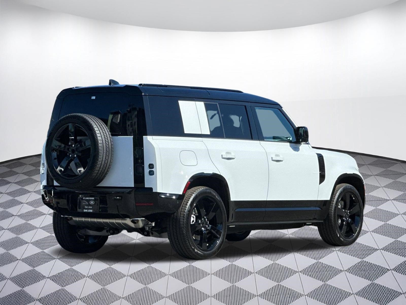 New 2026 Land Rover Defender 110 X-Dynamic SE AWD/4WD image 8