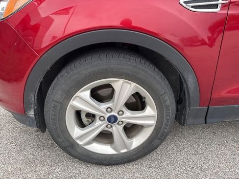Used 2016 Ford Escape SE image 5