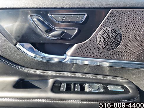 Used 2023 Lincoln Corsair AWD w/ Equipment Group 101A image 15