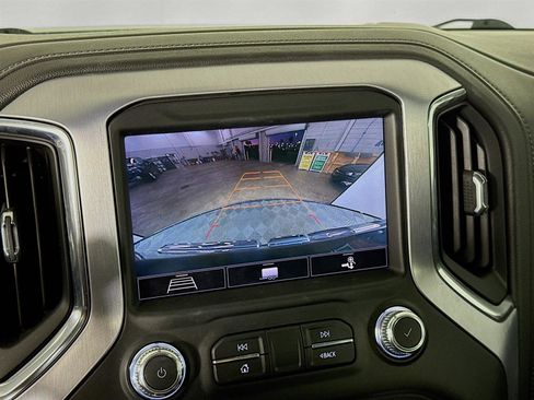 Used 2020 GMC Sierra 1500 Elevation w/ Elevation Value Package image 16