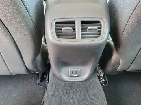 Used 2018 Buick Regal Preferred w/ Sights and Sounds Package image 28