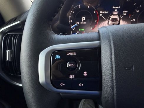 New 2026 Nissan Armada SV image 17