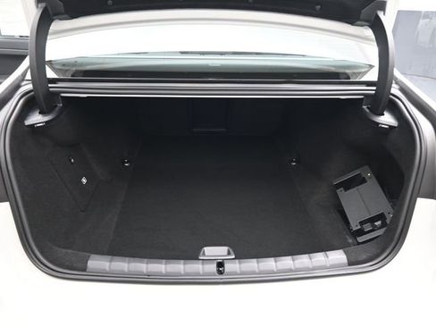 New 2026 BMW i7 eDrive50 w/ M Sport Package image 16