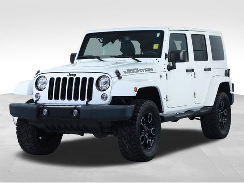 Used 2017 Jeep Wrangler Unlimited Sahara image 7