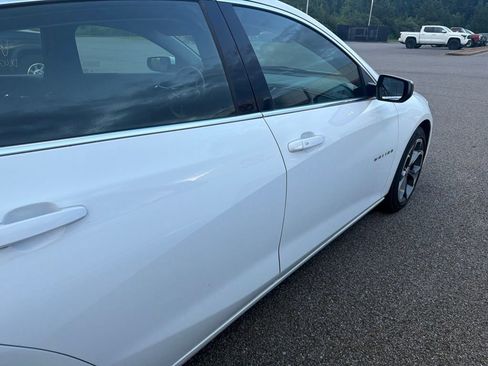 Used 2024 Chevrolet Malibu LT FWD image 8