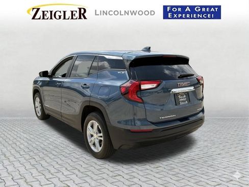 Used 2024 GMC Terrain SLE AWD/4WD image 4