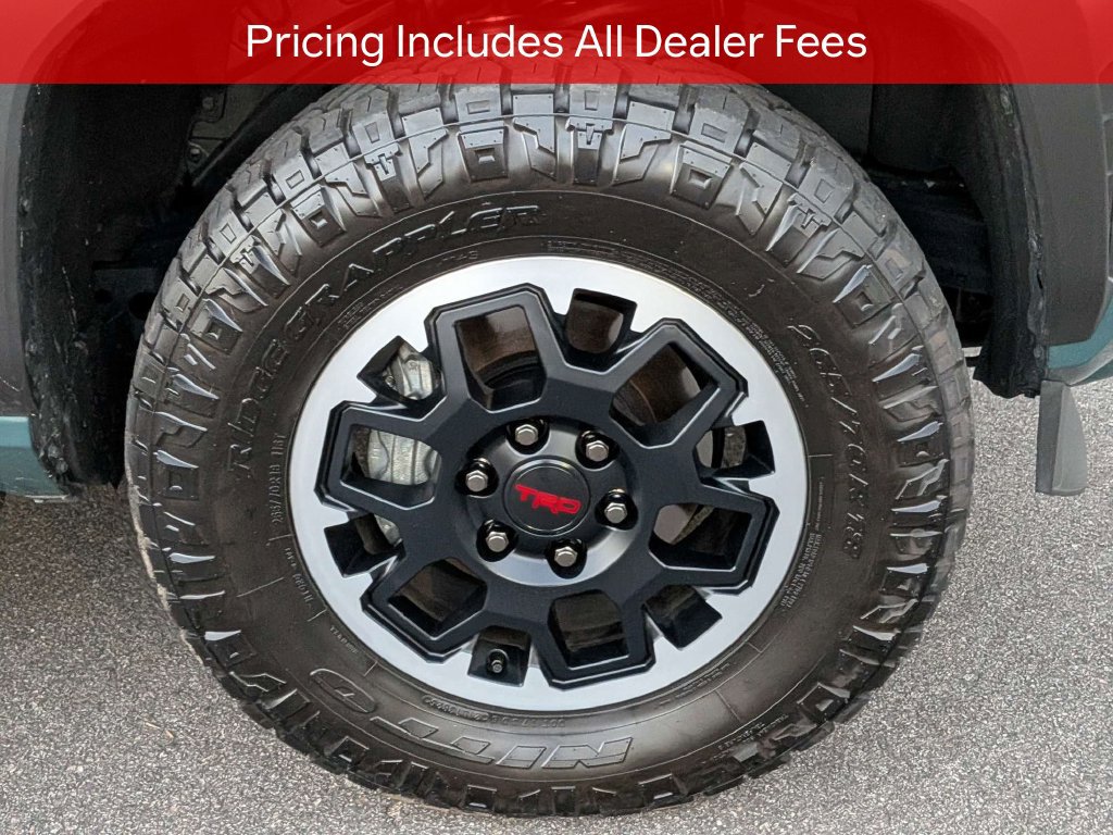 Certified 2025 Toyota 4Runner TRD Off-Road Premium w/ Tow Technology Package AWD/4WD image 12