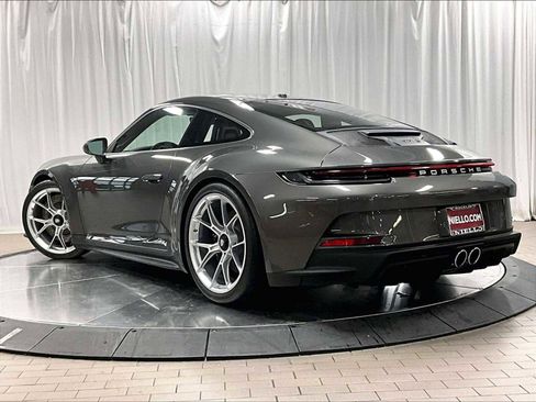 Used 2022 Porsche 911 GT3 image 3