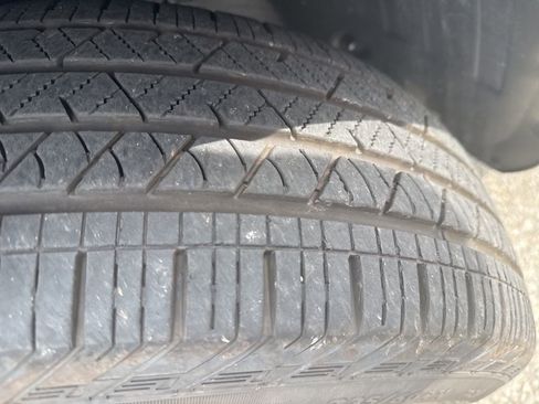 Used 2025 Kia Sorento S w/ Panoramic Sunroof Package image 5