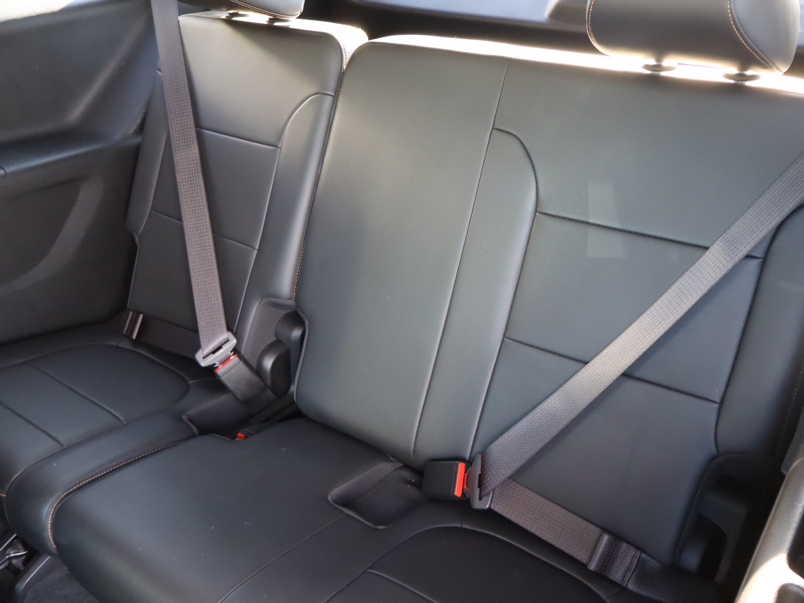 Used 2021 Chevrolet Traverse RS FWD image 33