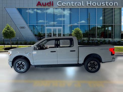 Used 2023 Ford F150 Lightning XLT image 2