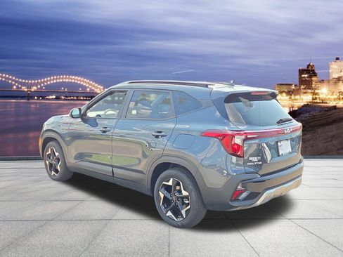 Used 2026 Kia Seltos S FWD image 3