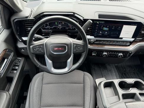 Certified 2024 GMC Sierra 1500 Elevation AWD/4WD image 18