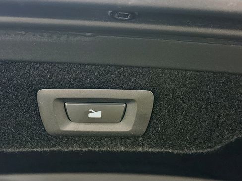 Used 2024 Lucid Air Touring image 31